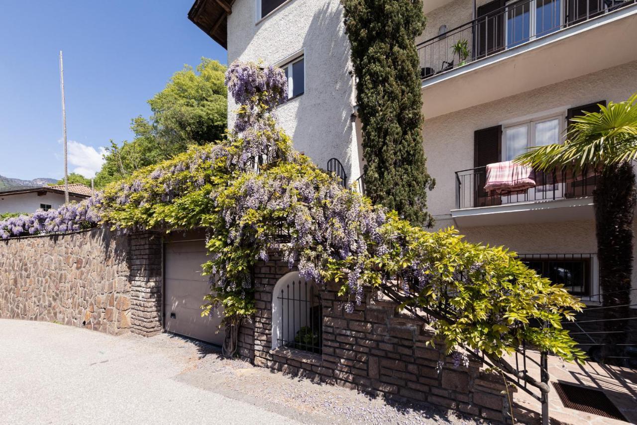 Haus Dorfblick Apartment Caldaro Exterior photo
